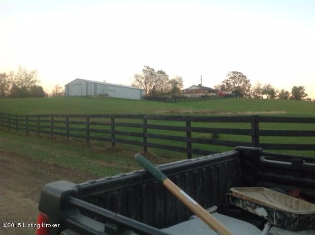 450 West Beechgrove Road Lebanon Junction, KY 40150 - Photo 31 of 33 IMG_0400.JPG
