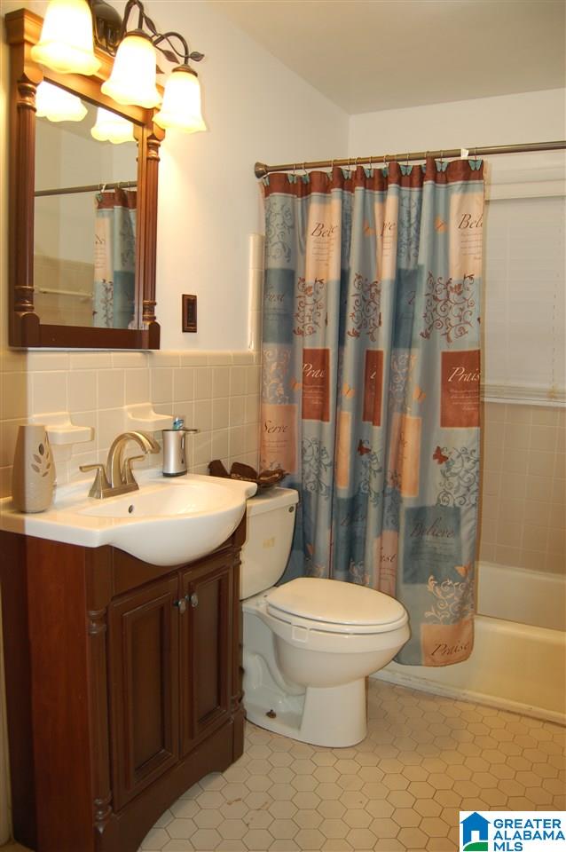 511 12th Avenue Midfield, AL 35228 - Photo 12 of 27