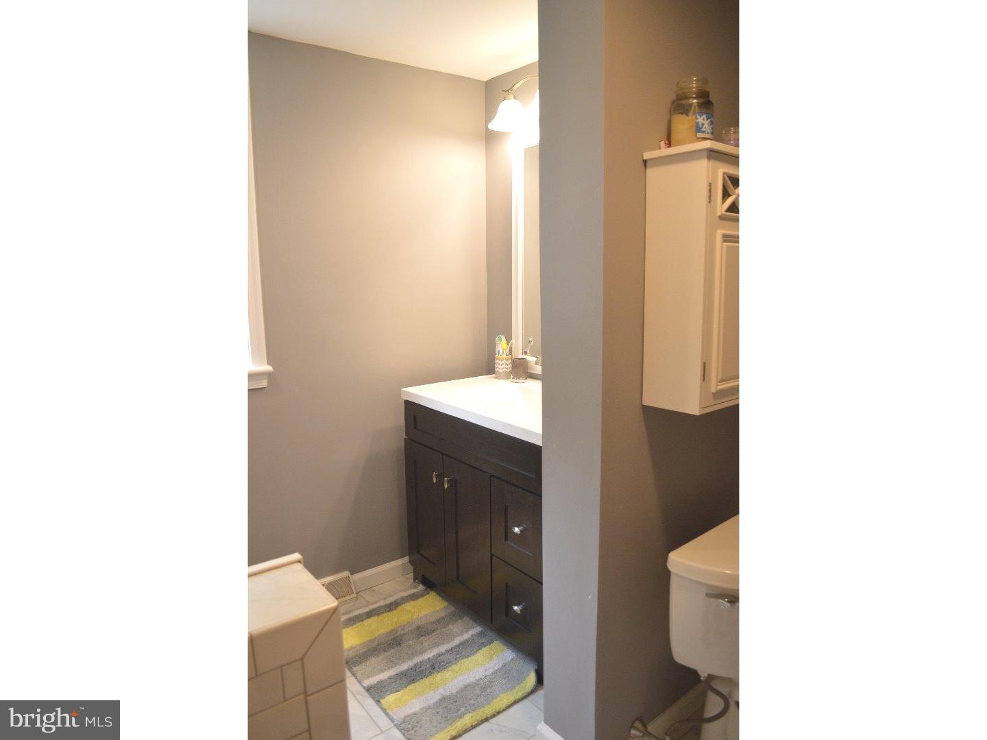 709 Cambridge Road Brookhaven, PA 19015 - Photo 10 of 23 Bathroom
