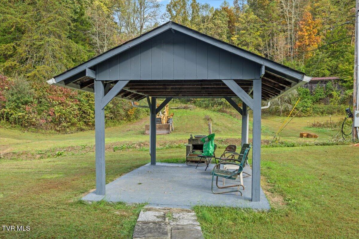 177 Helton Hollow Road Eidson, TN 37731 - Photo 15 of 61 Outdoor entertainment