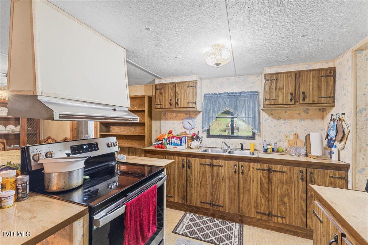 177 Helton Hollow Road Eidson, TN 37731 - Photo 30 of 61 Kitchen