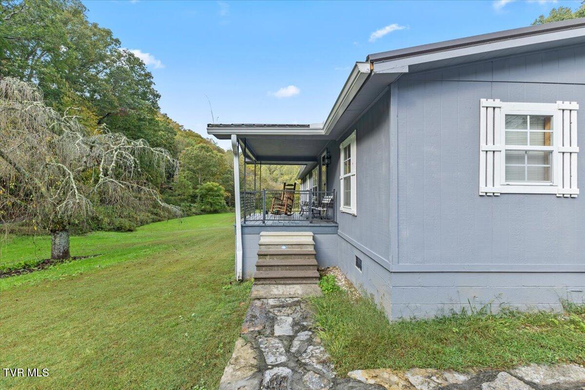177 Helton Hollow Road Eidson, TN 37731 - Photo 10 of 61 12-128A5722