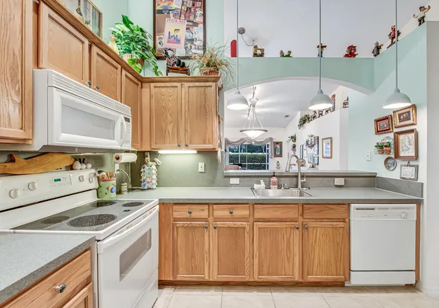 $349,990 | 8482 Logia Circle, Boynton Beach, FL 33472