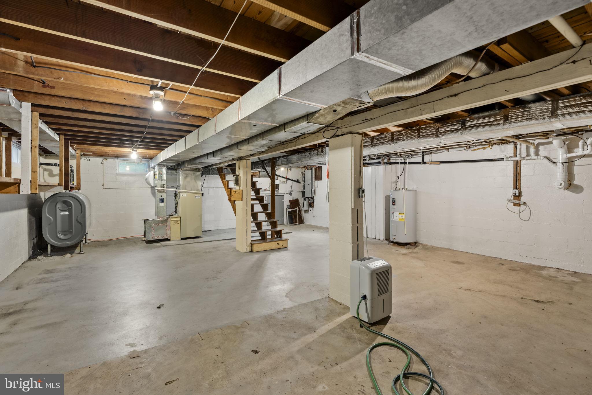 65 Compass Road Parkesburg, PA 19365 - Photo 54 of 61 Spacious basement with potential.