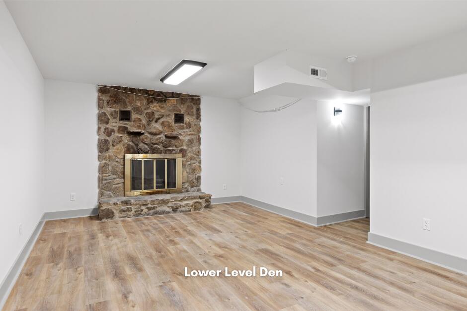 1100 Crown Point Road West Signal Mountain, TN 37377 - Photo 21 of 32 Lower Level Den