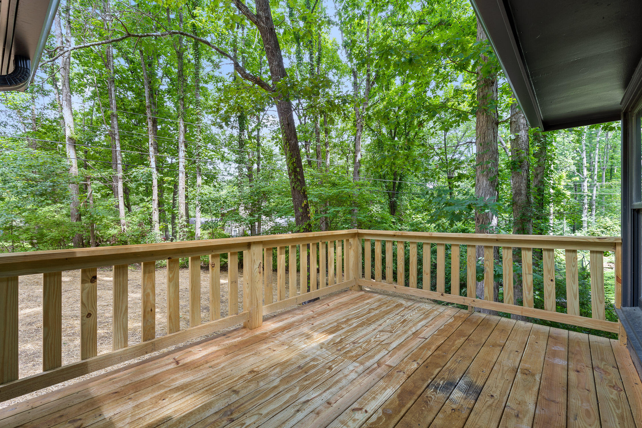 1100 Crown Point Road West Signal Mountain, TN 37377 - Photo 24 of 32 Deck
