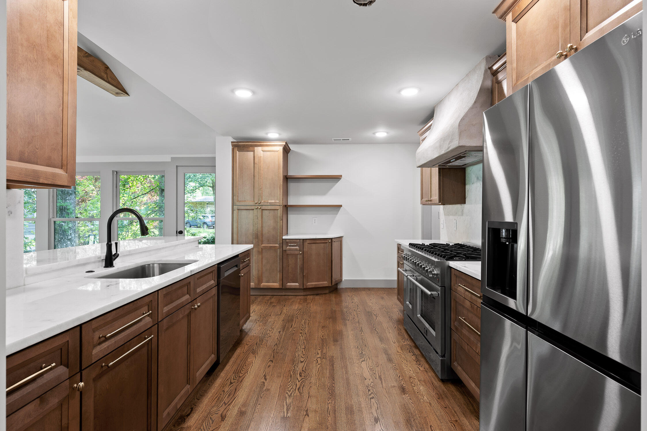 1100 Crown Point Road West Signal Mountain, TN 37377 - Photo 6 of 32 Kitchen