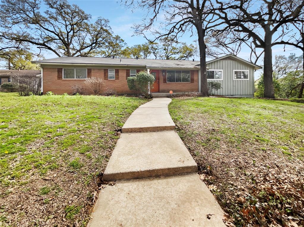 front view of house with a yard