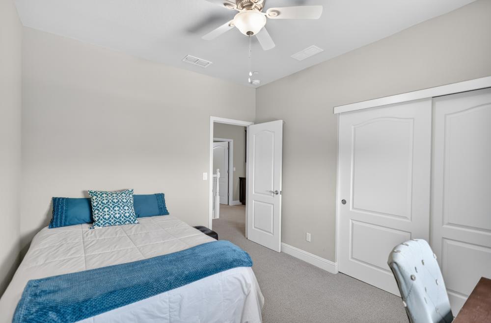 211 Rochdale Street Roseville, CA 95661 - Photo 32 of 66