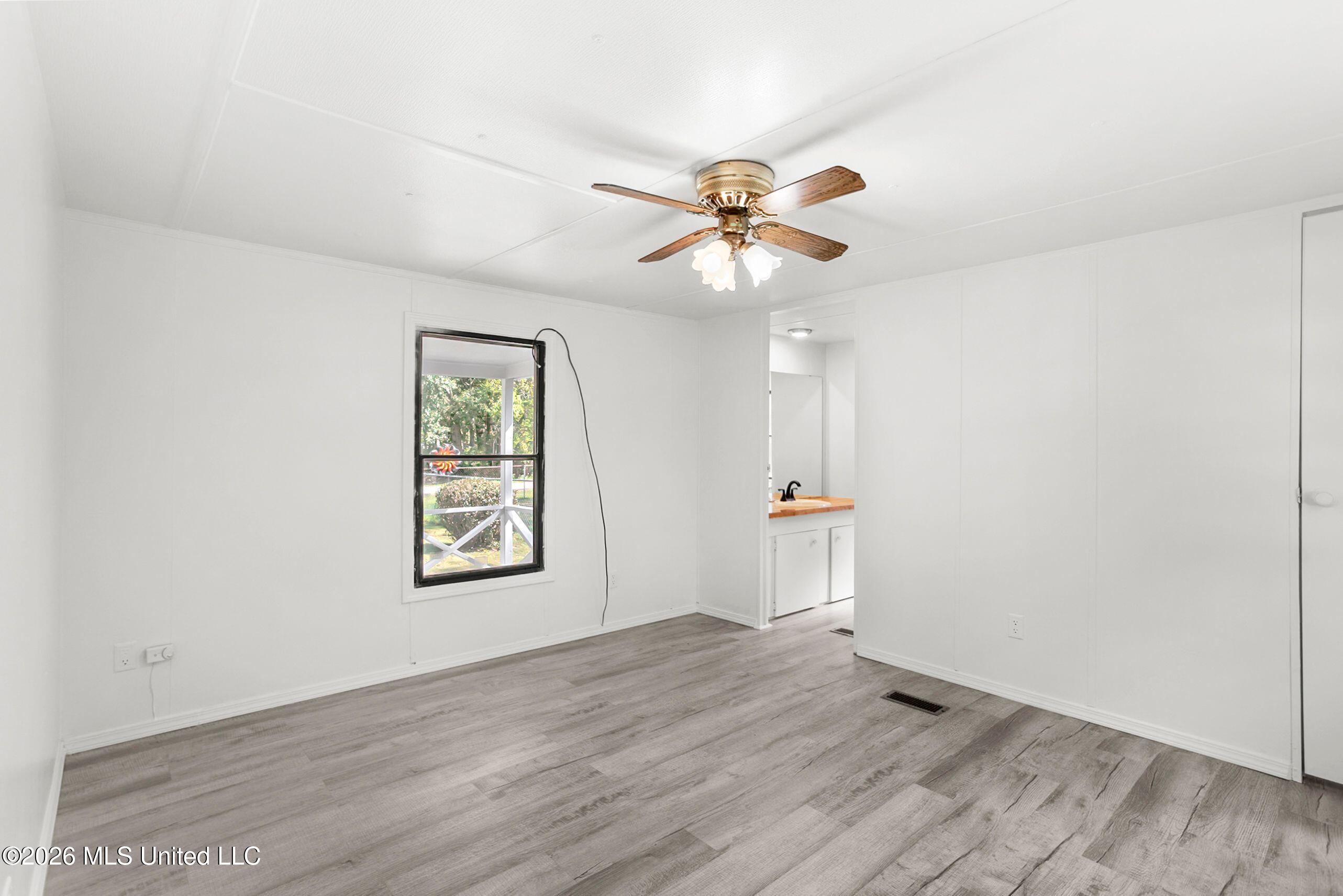 12351 Salisbury Road Gulfport, MS 39503 - Photo 11 of 29 11-Bedroom