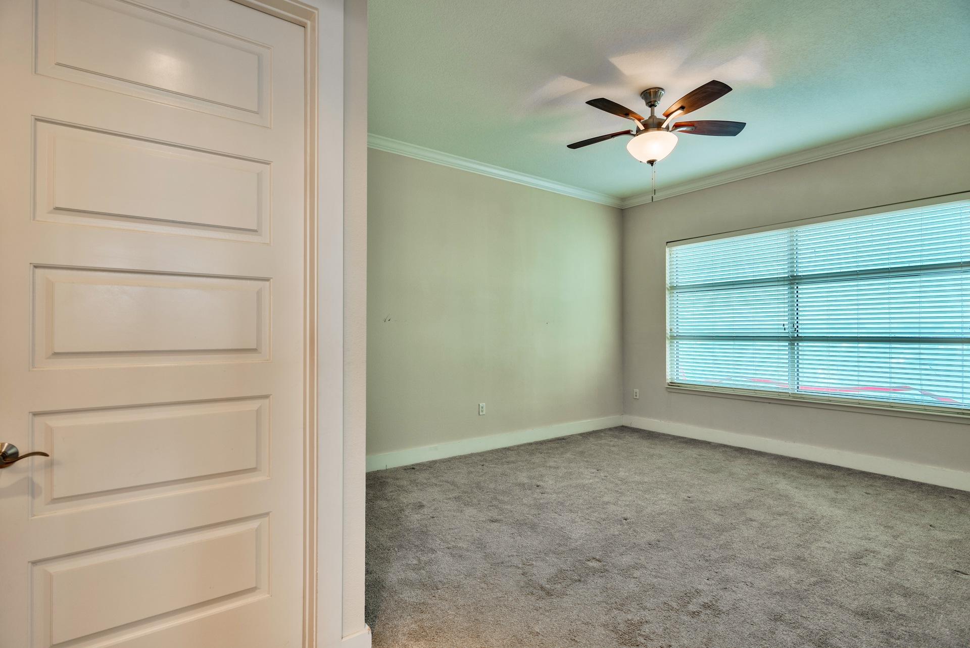 211 Durango Road, Unit 317 Destin, FL 32541 - Photo 14 of 47 a view of room with a ceiling fan