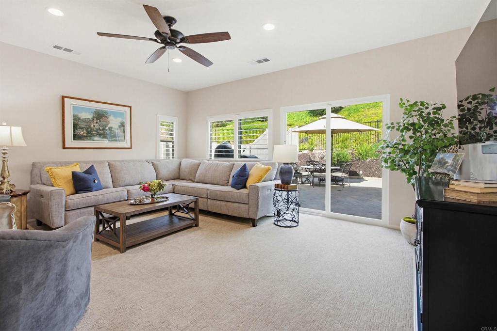 220 Pantaneiro Place Fallbrook, CA 92028 - Photo 15 of 64