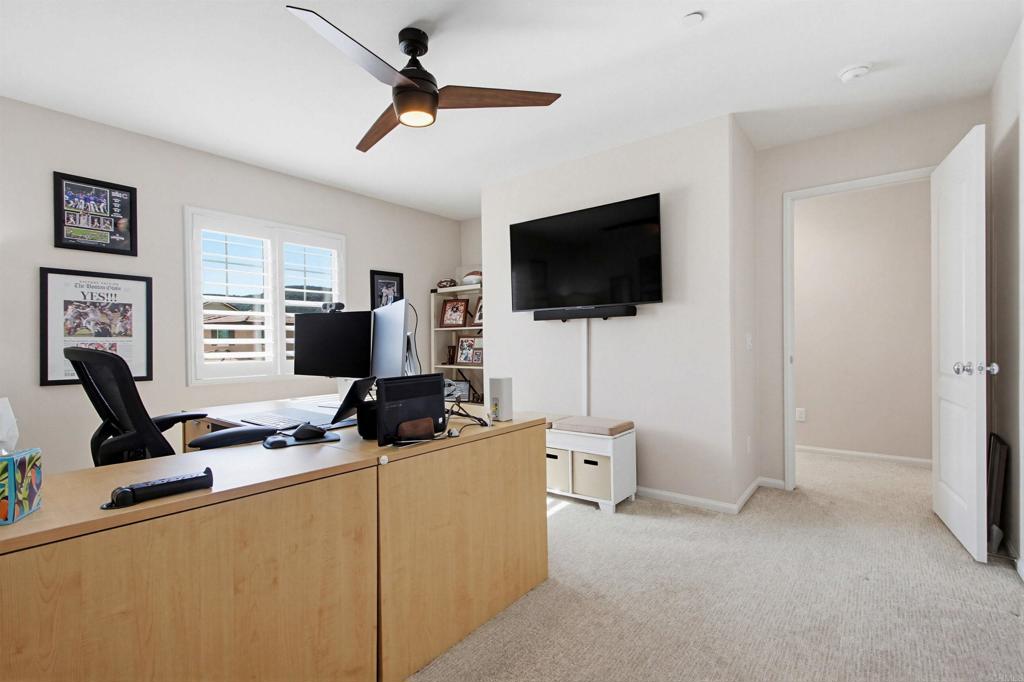 220 Pantaneiro Place Fallbrook, CA 92028 - Photo 41 of 64