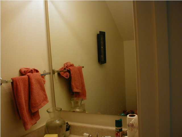 493 Keystone Road, Unit 493 Mary Esther, FL 32569 - Photo 5 of 9 a bathroom with a sink and mirror