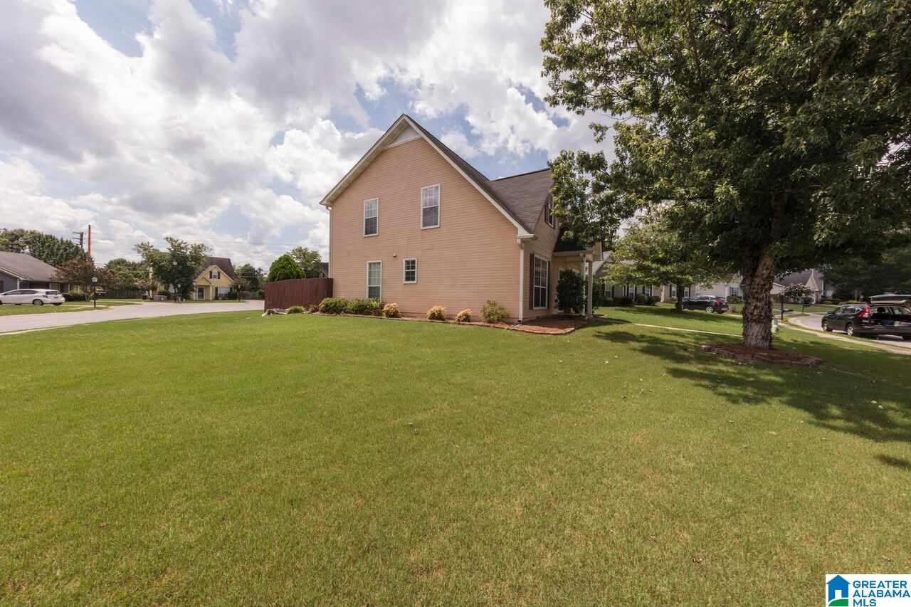 258 Park Pl Way Alabaster, AL 35007 - Photo 4 of 15