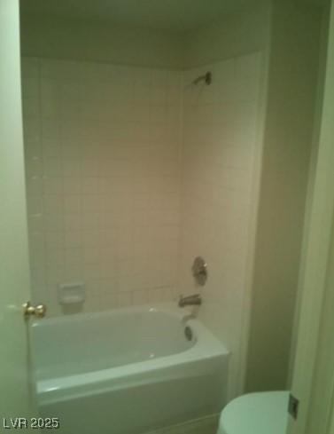 1851 Hillpointe Road, Unit 2112 Henderson, NV 89074 - Photo 12 of 15 Full bath featuring bathtub / shower combination a