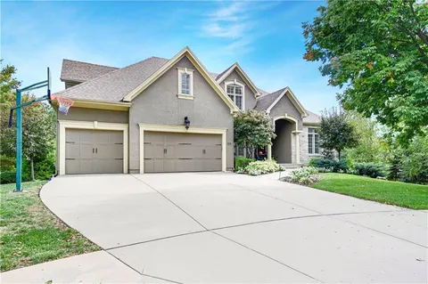 $1,125,000 | 14913 Ash Street, Leawood, KS 66224