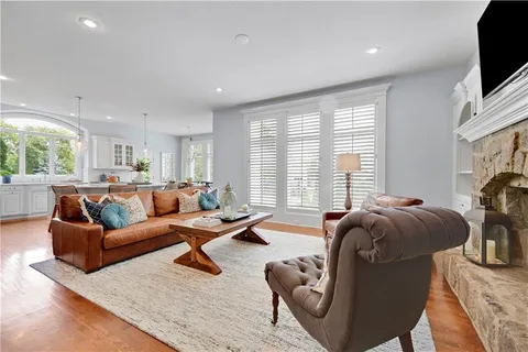 $1,125,000 | 14913 Ash Street, Leawood, KS 66224