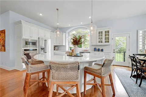 $1,125,000 | 14913 Ash Street, Leawood, KS 66224