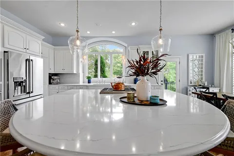 $1,125,000 | 14913 Ash Street, Leawood, KS 66224