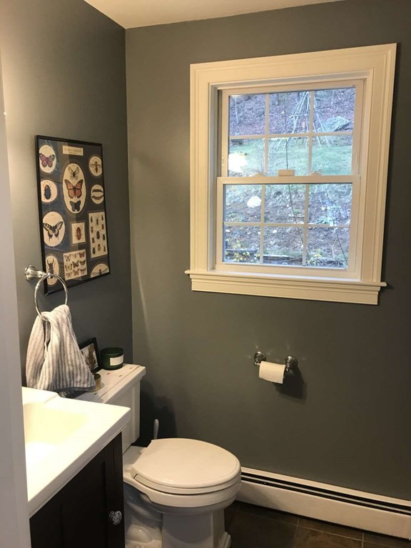 81 Allen Road Brookfield, MA 01506 - Photo 4 of 20