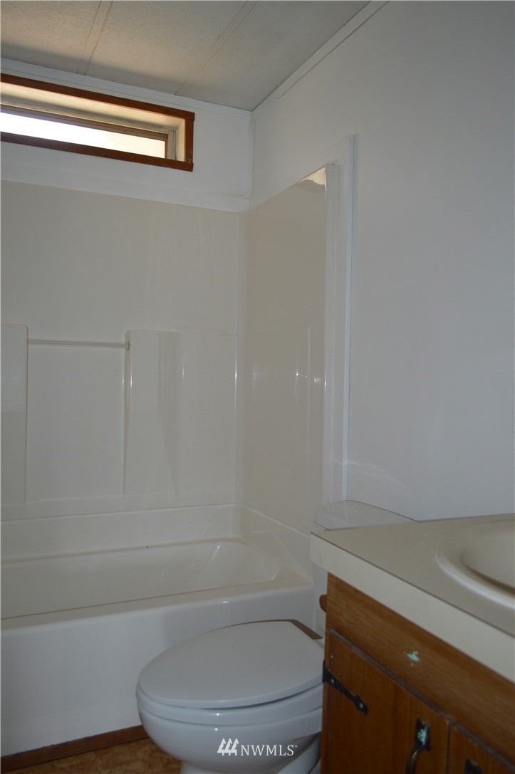 84 Horizon Flats Road Winthrop, WA 98862 - Photo 21 of 24 Gallery Image 21