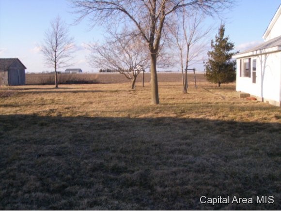 1077 Cannon Road Ashland, IL 62612 - Photo 4 of 20