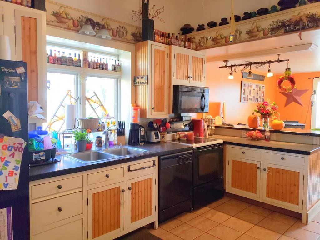 684 Town Farm Road Farmington, ME 04938 - Photo 2 of 17 Kitchen