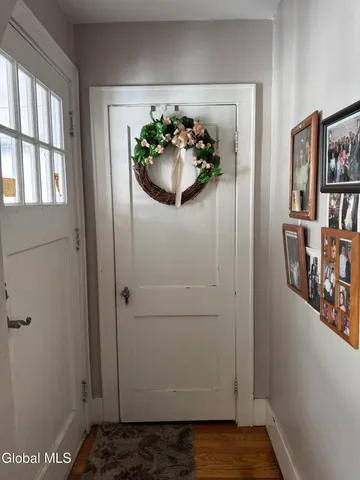 $199,900 | 18 Lawnwood Avenue, Schenectady, NY 12304