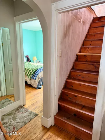 $199,900 | 18 Lawnwood Avenue, Schenectady, NY 12304