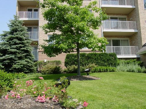 1731 Pavilion Way, Unit 208 Park Ridge, IL 60068 - Photo 1 of 1 Gallery Image 1