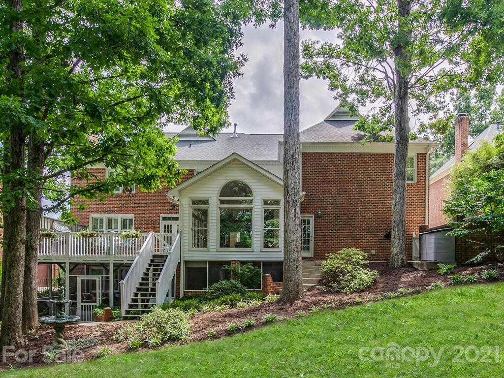 4626 Binfords Ridge Road Charlotte, NC 28226 - Photo 42 of 42 front view of a house with a garden