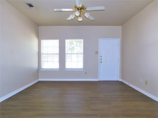 $1,195 | 5992-59 Robinwood Lane, Little Elm, TX 75068