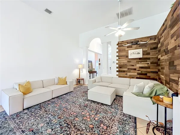 $3,200 | 2125 Emerald Green Circle, Oviedo, FL 32765
