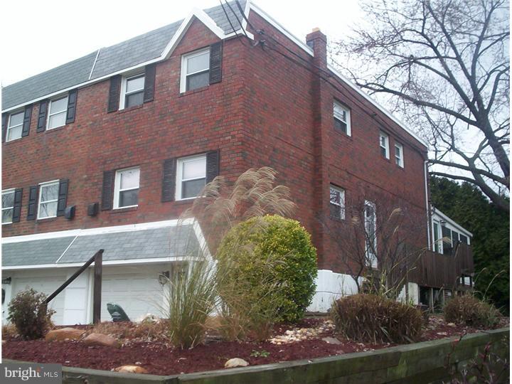 2860 Welsh Road Philadelphia, PA 19152 - Photo 1 of 4 Exterior