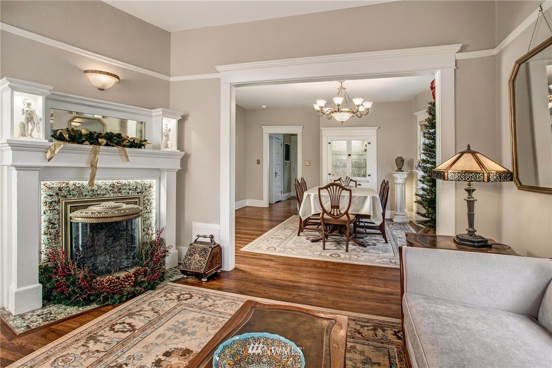 1415 East Spring Street Seattle, WA 98122 - Photo 8 of 38 a view of a livingroom with furniture and a fireplace