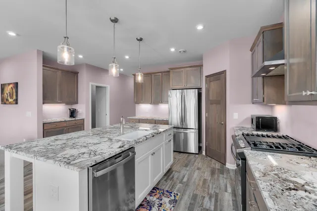 $499,900 | 13852 Geneva Avenue North, Hugo, MN 55038