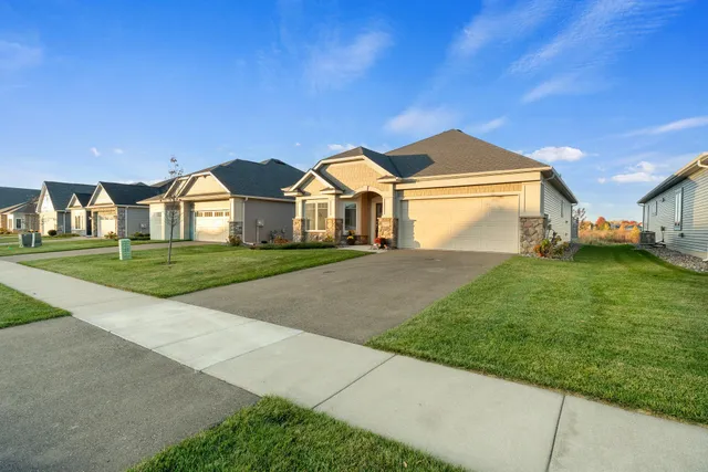 $499,900 | 13852 Geneva Avenue North, Hugo, MN 55038