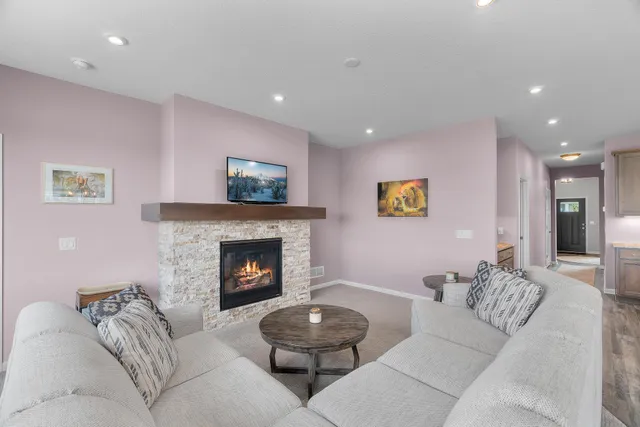 $499,900 | 13852 Geneva Avenue North, Hugo, MN 55038