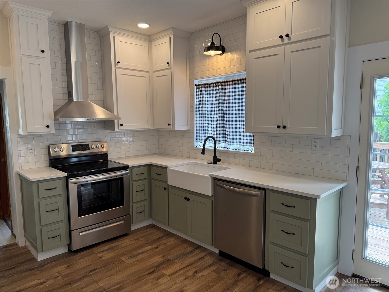 416 East Spring Street Dayton, WA 99328 - Photo 8 of 40