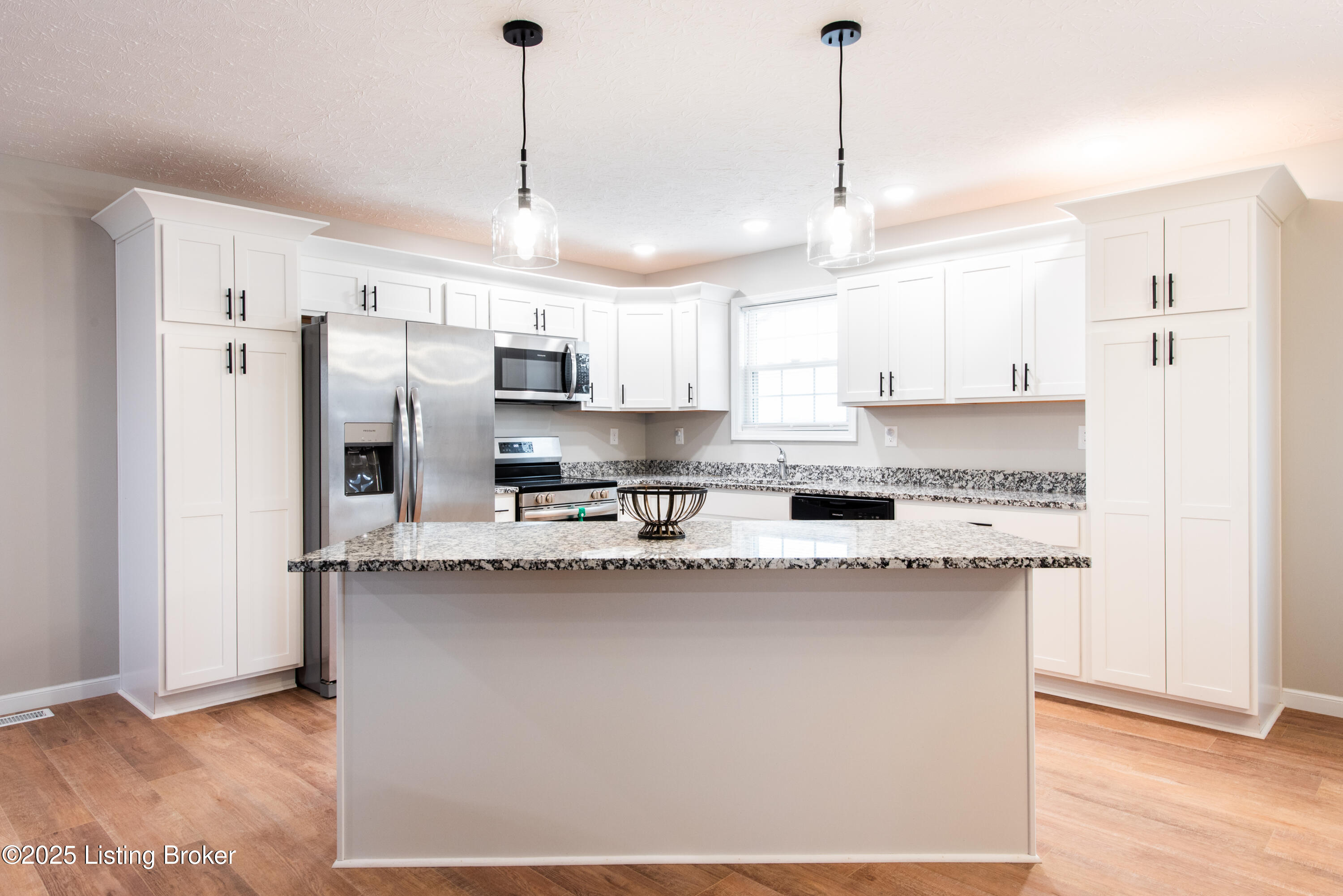 4045 Fairground Road Brandenburg, KY 40108 - Photo 14 of 44 8037