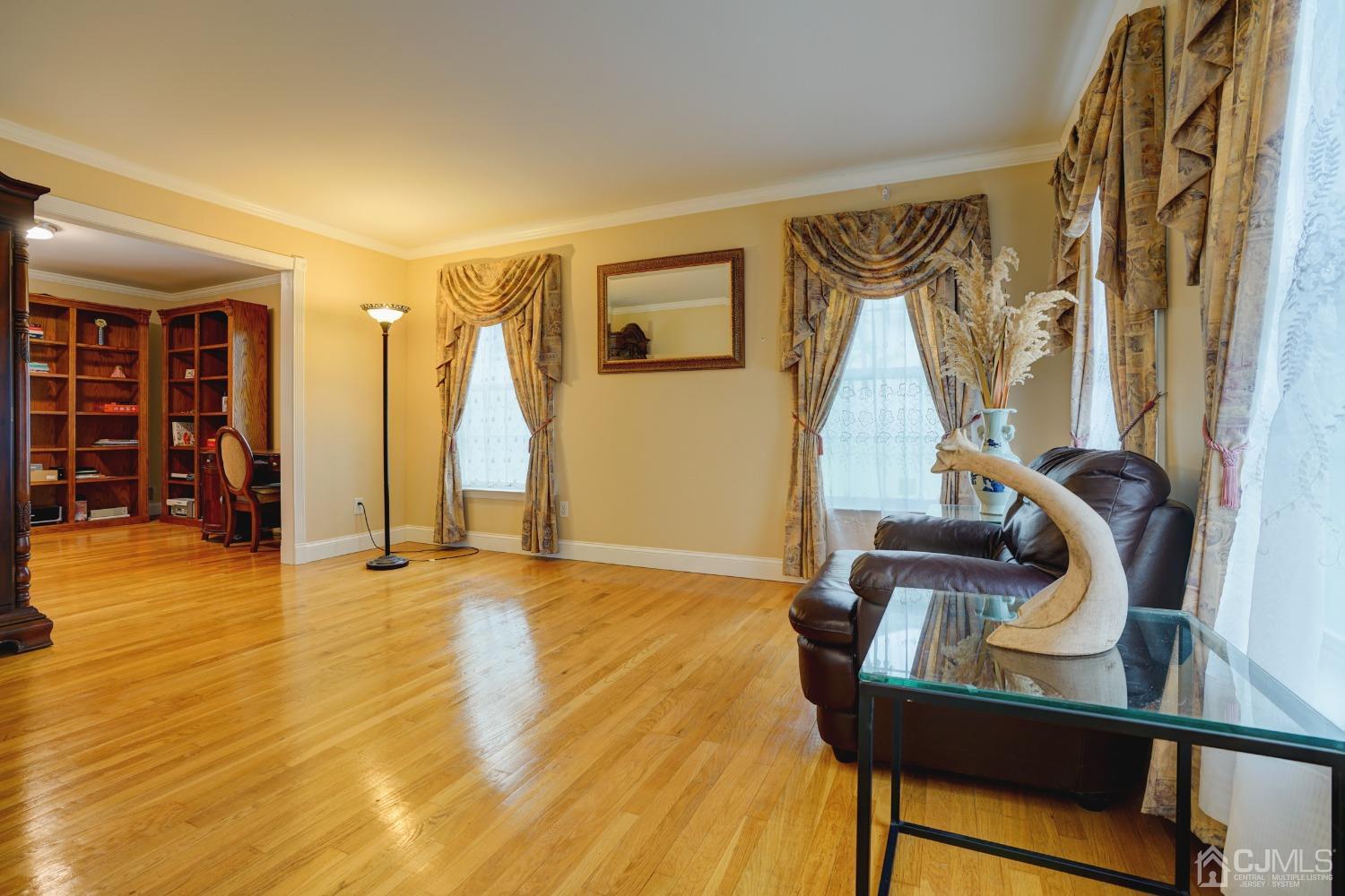 9 Troy Street Edison, NJ 08820 - Photo 11 of 38 Gallery Image 11