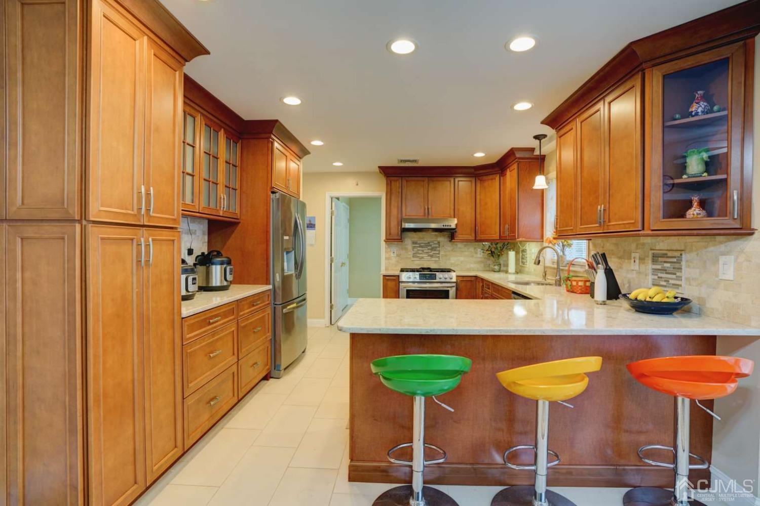 9 Troy Street Edison, NJ 08820 - Photo 16 of 38 Gallery Image 16