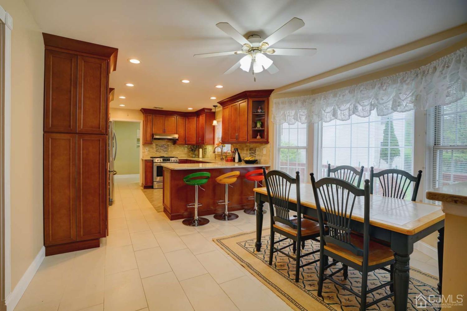 9 Troy Street Edison, NJ 08820 - Photo 17 of 38 Gallery Image 17