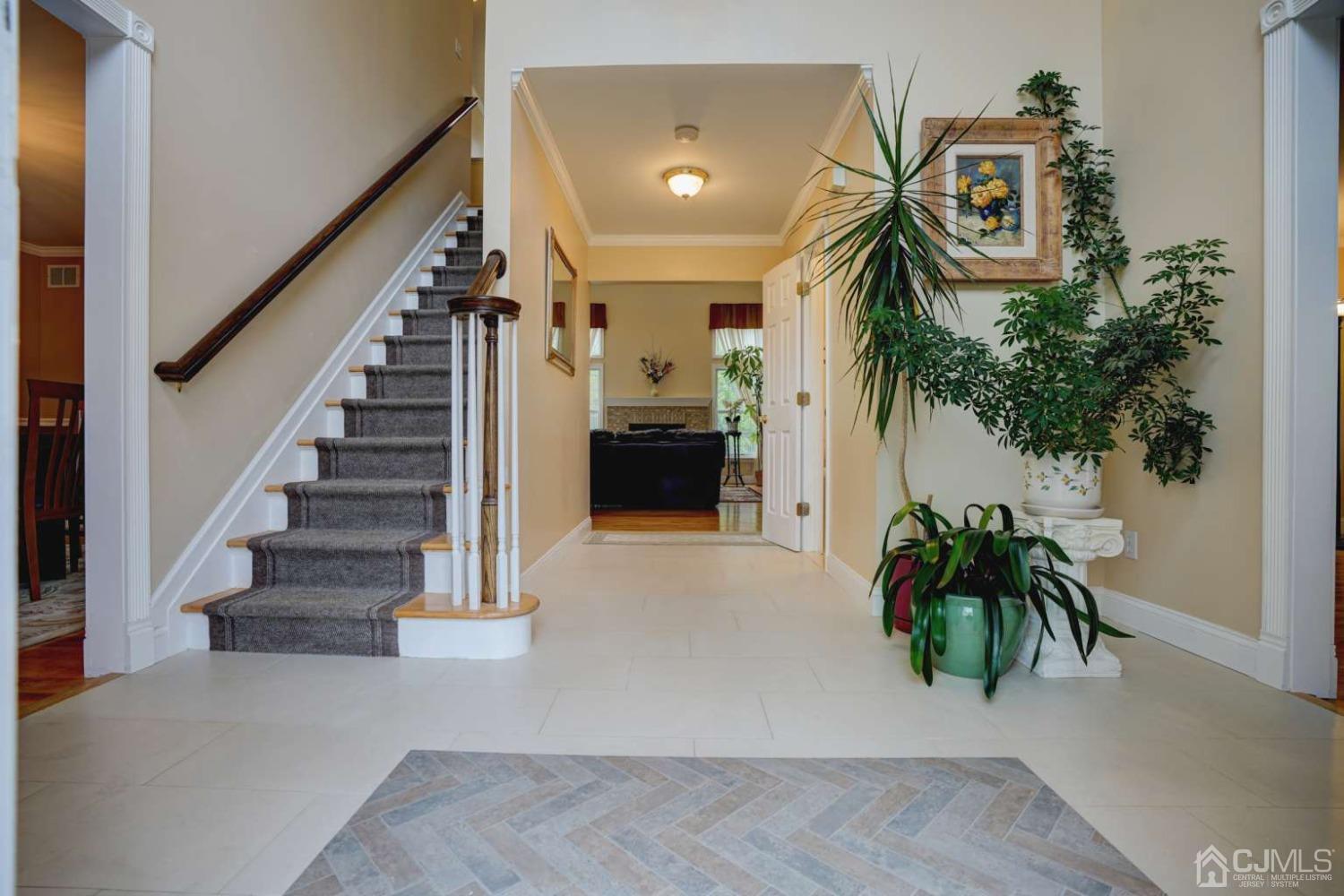 9 Troy Street Edison, NJ 08820 - Photo 7 of 38 Gallery Image 7