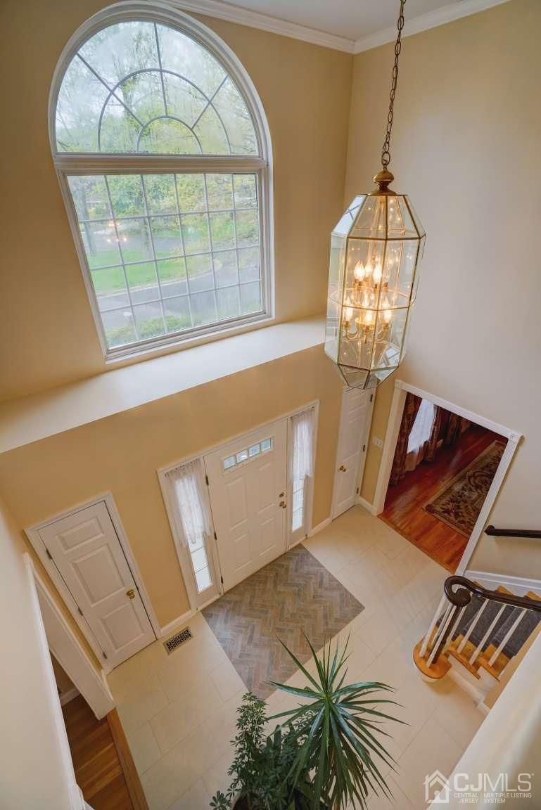 9 Troy Street Edison, NJ 08820 - Photo 10 of 38 Gallery Image 10