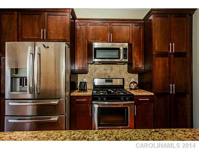 5425 Closeburn Road, Unit 115 Charlotte, NC 28210 - Photo 4 of 14