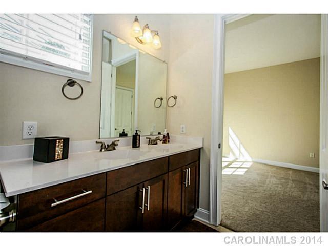 5425 Closeburn Road, Unit 115 Charlotte, NC 28210 - Photo 9 of 14