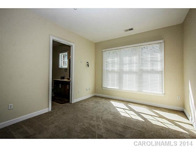 5425 Closeburn Road, Unit 115 Charlotte, NC 28210 - Photo 10 of 14