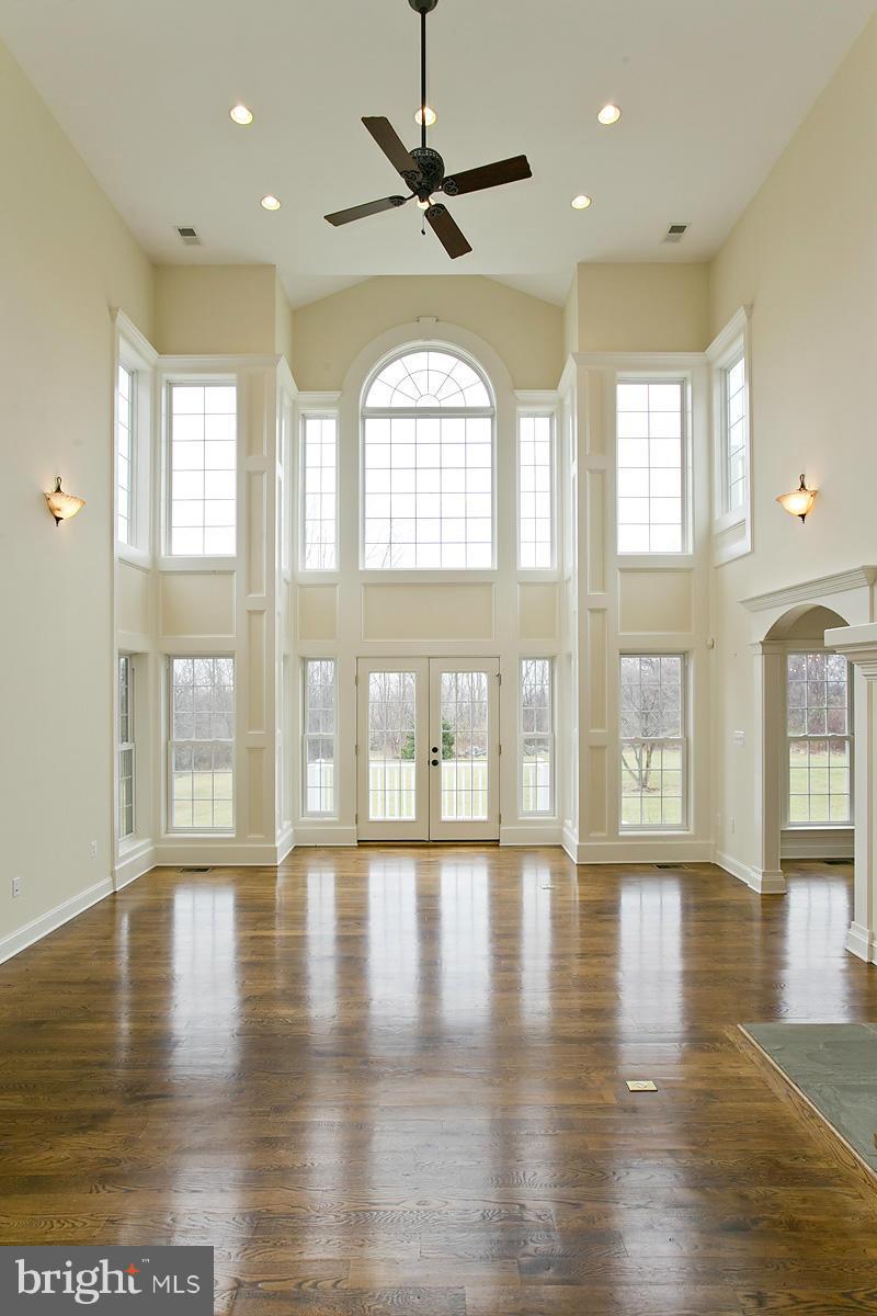 4396 Apple Pie Ridge Road Winchester, VA 22603 - Photo 3 of 30 2-story Family Room